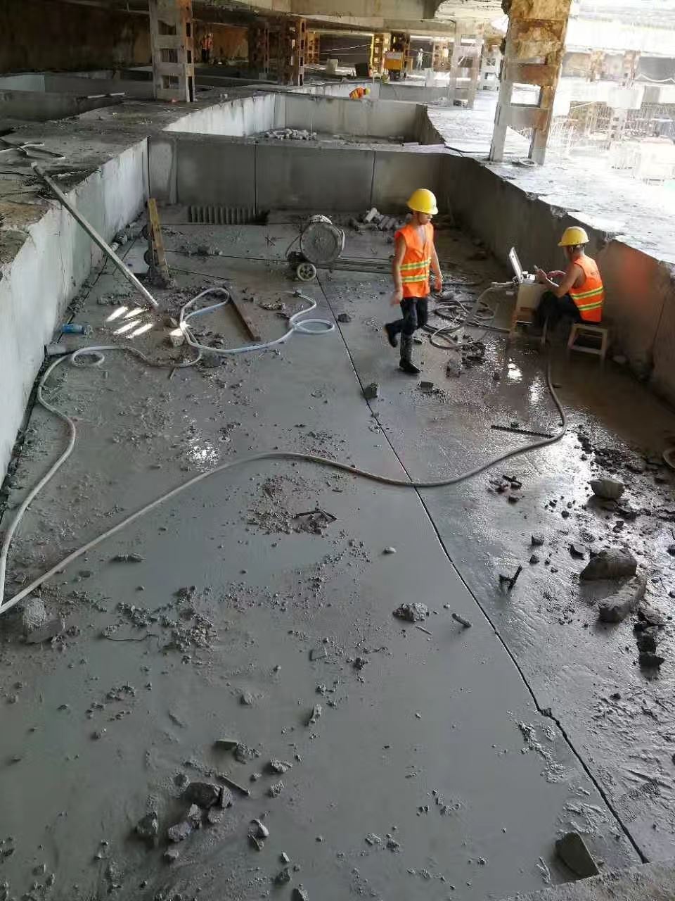 大理軌道梁拆除切割費(fèi)用與建筑物拆除作業(yè)全解析